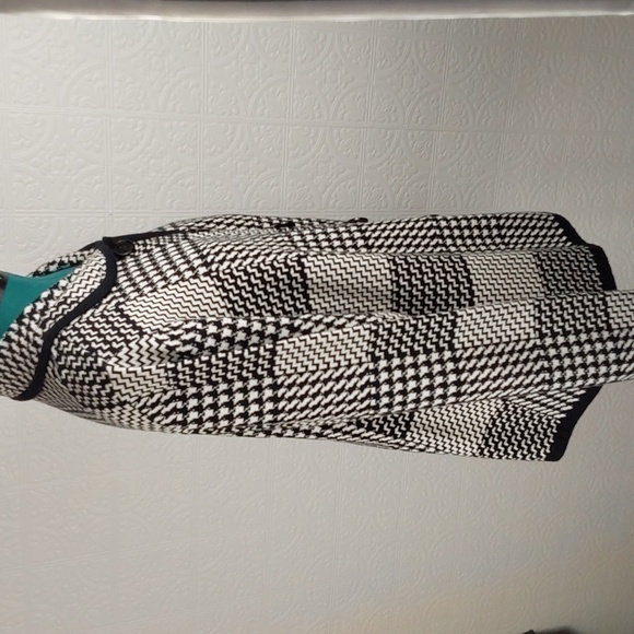 Christopher & Banks- black & cream checkered ,cotton jacket - Picture 3 of 4